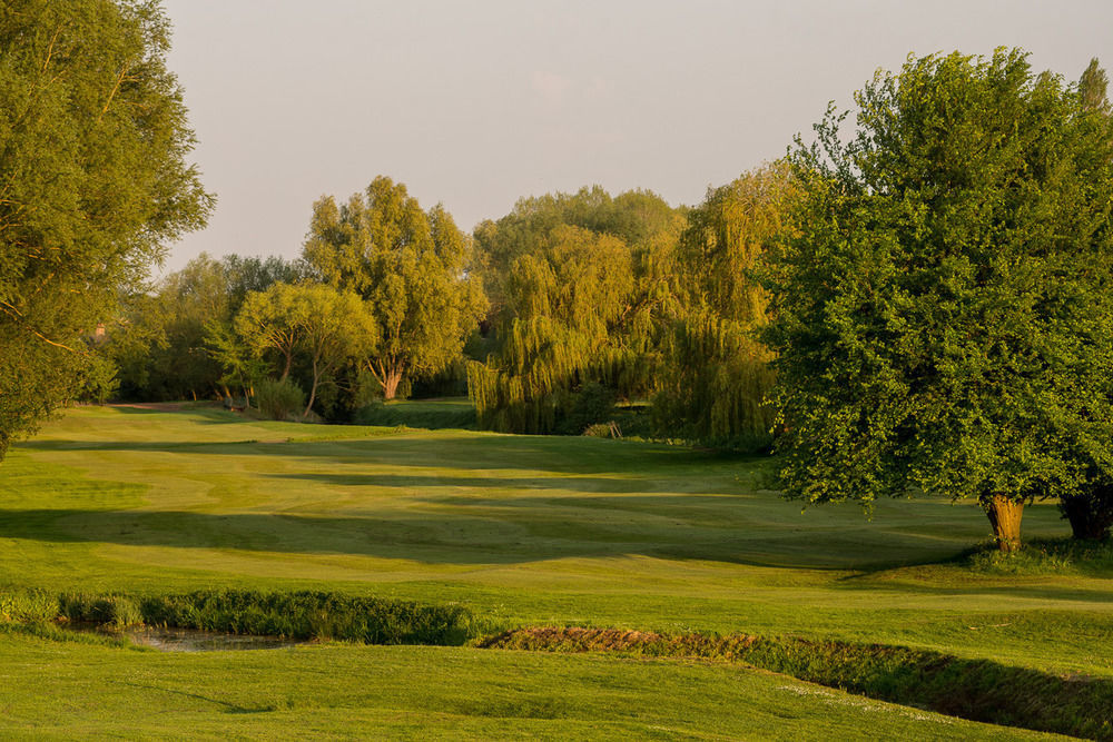 All Saints Resort Bury St. Edmunds Екстер'єр фото